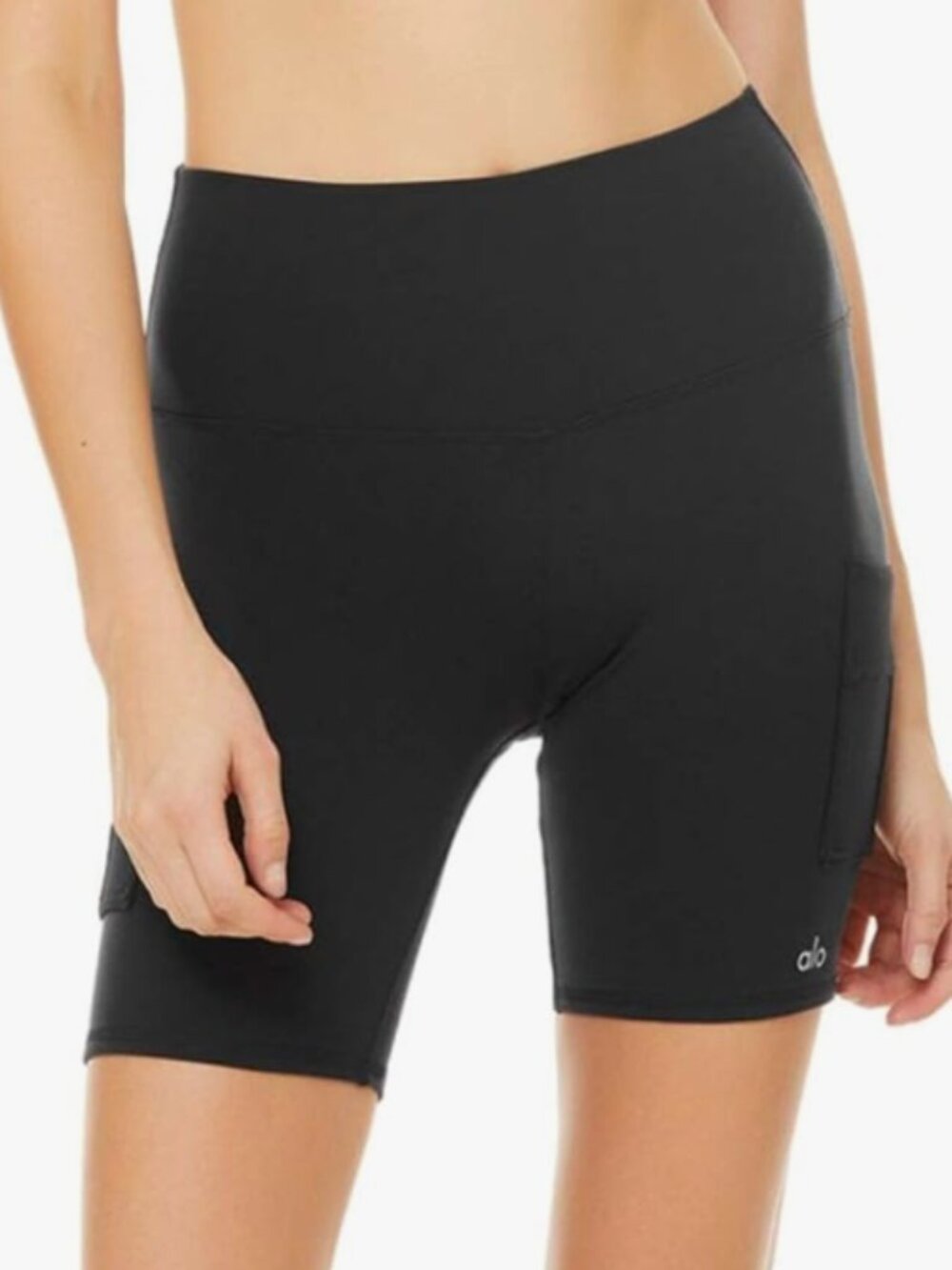 Alo 7" High-Waist Cargo Biker Short - Black